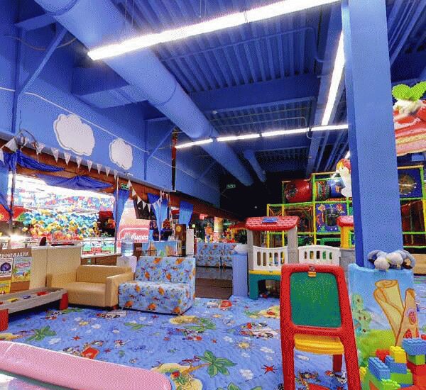 Банкомат Газпромбанка по адресу ул. Ленинского Комсомола,  д. 21а